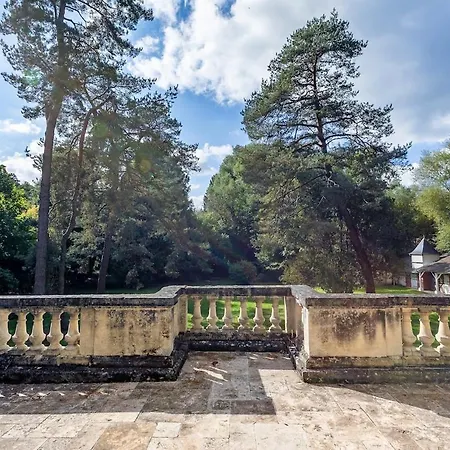 Вилла Le Manoir Du Cedre - 7 Minutes From Pierrefonds Chelles (Oise)